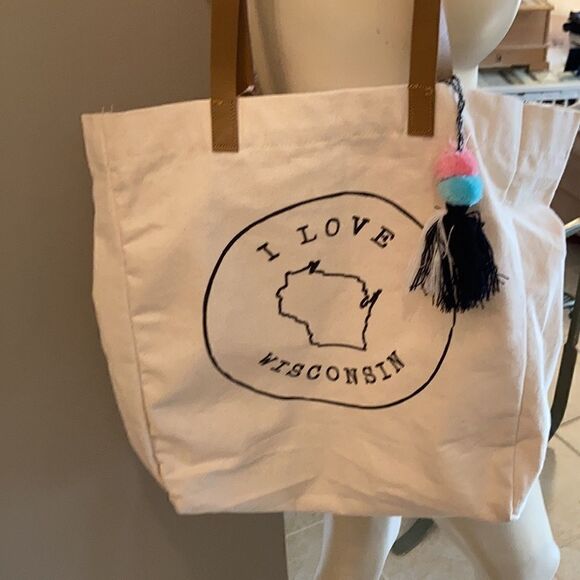 Ecco canvas  and leather tote I love Wisconsin pom-pom new - Picture 2 of 8